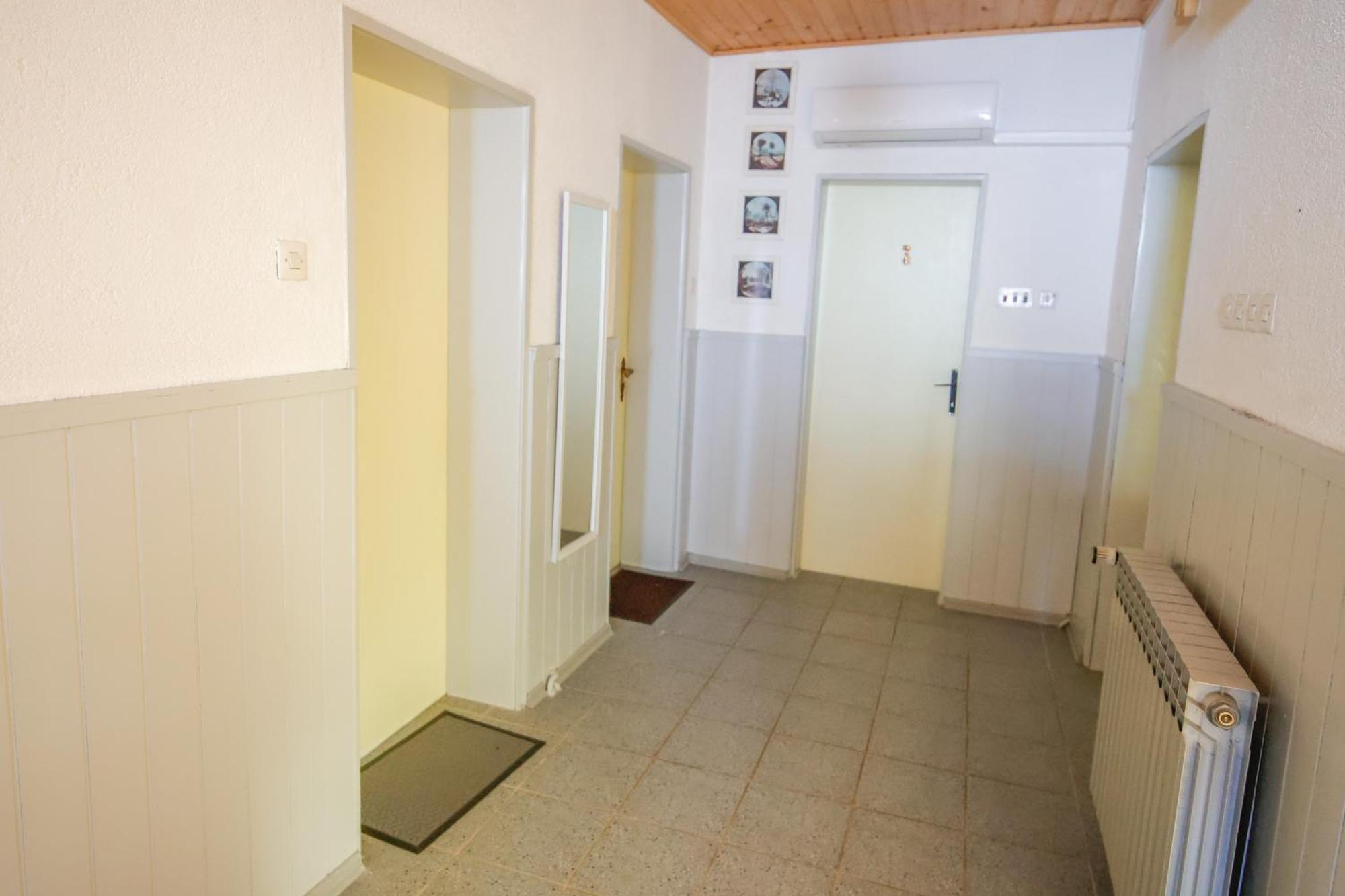 Apartman Marta I Soba Maja Gradiste Exterior photo