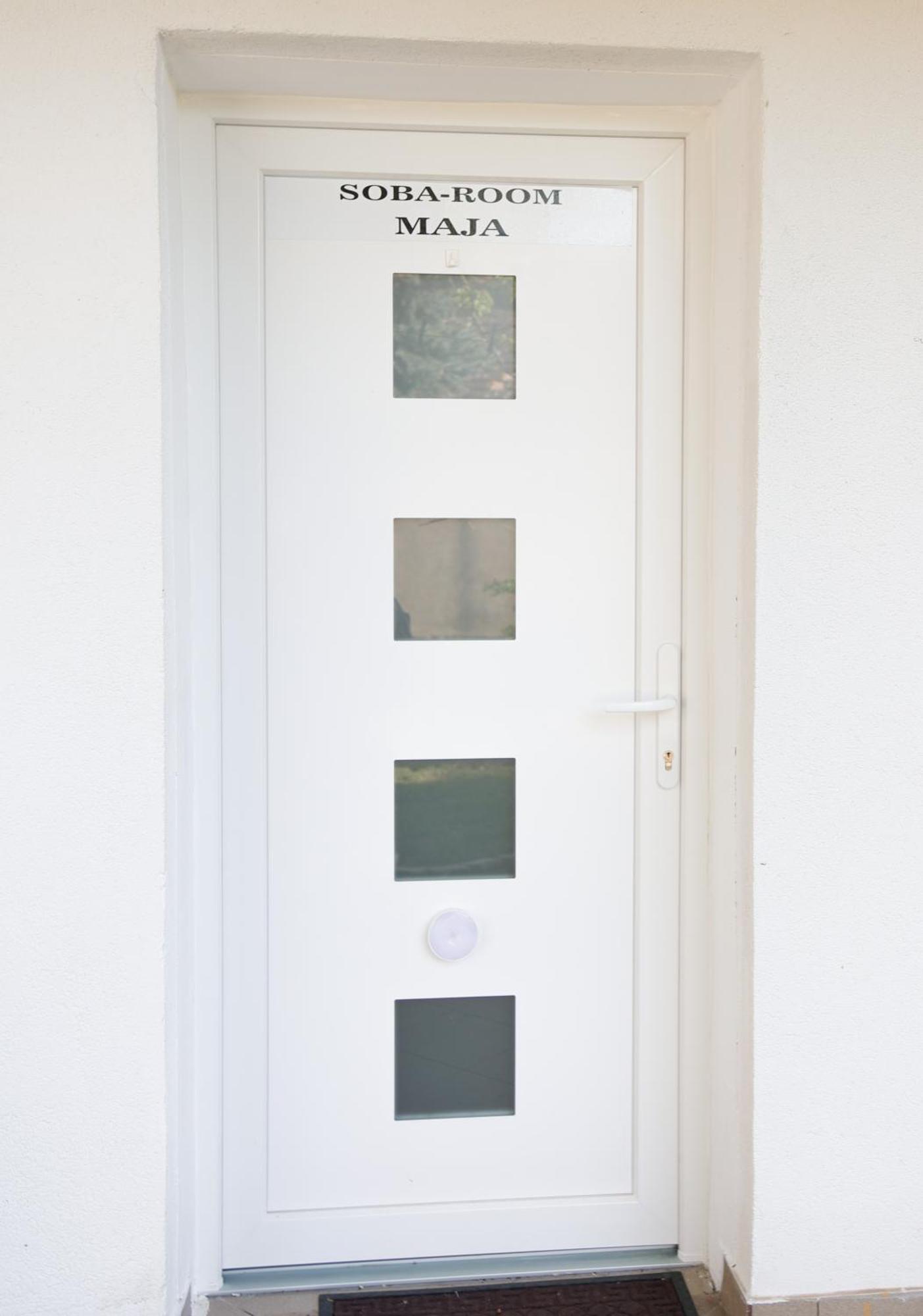 Apartman Marta I Soba Maja Gradiste Exterior photo